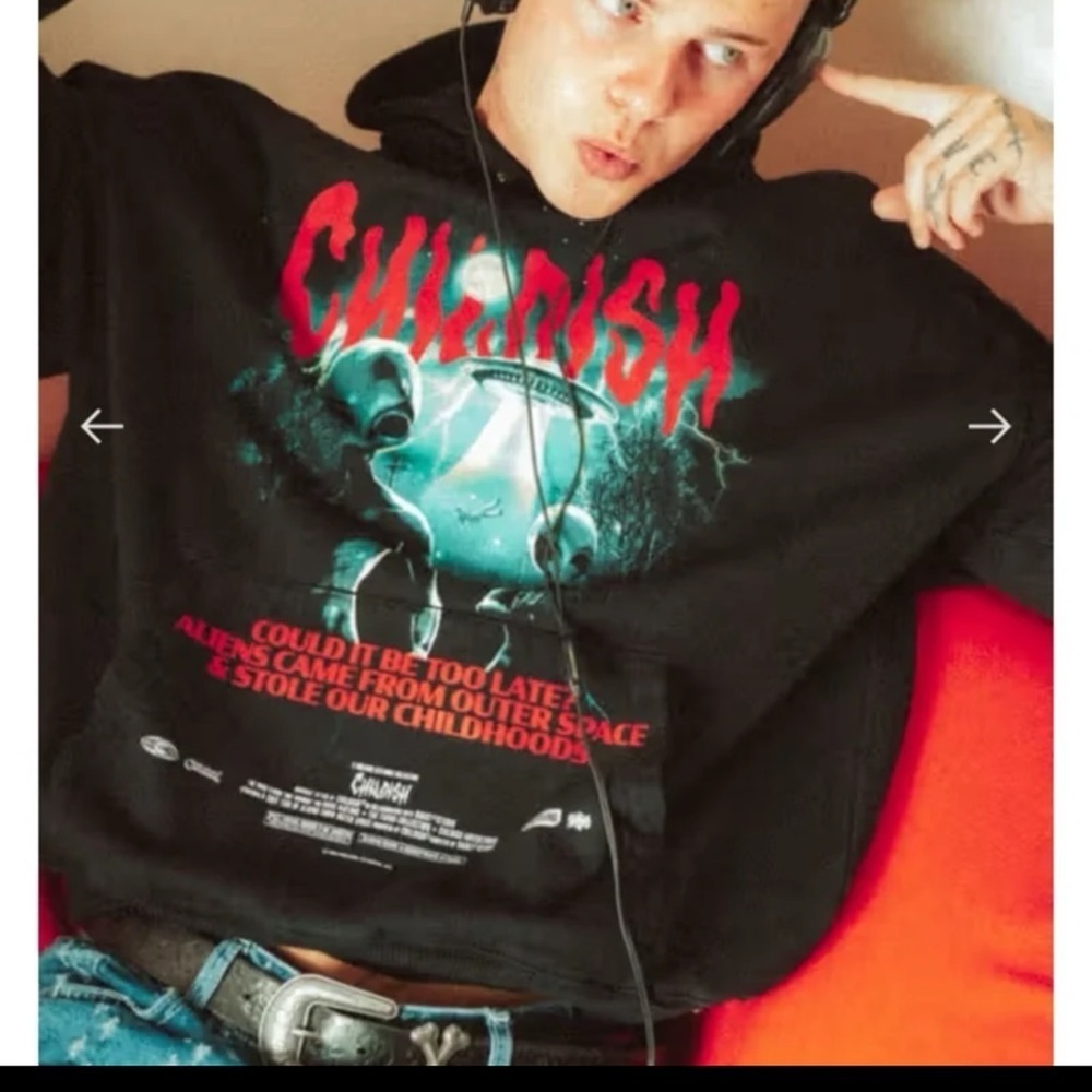 Childish Halloween Limited Edition Alien Abduction Hoodie size Large